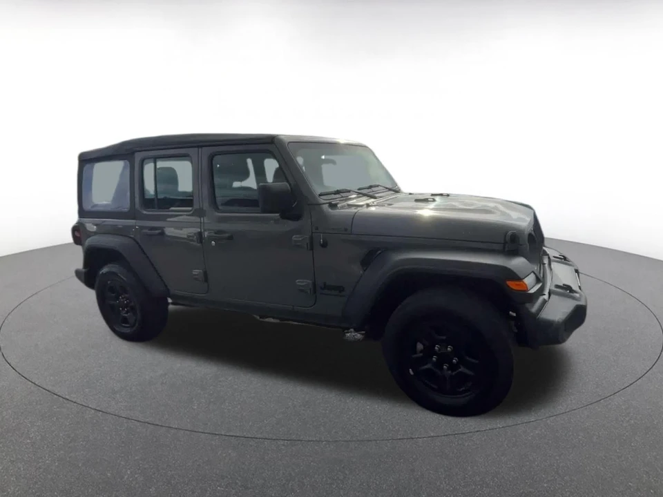 2023 Jeep JL Wrangler - Image 2 of 31