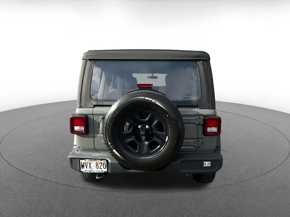 2023 Jeep JL Wrangler - Image 14 of 31