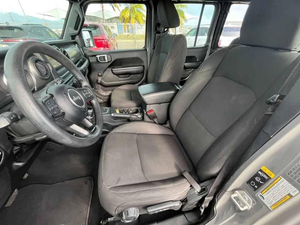 2023 Jeep JL Wrangler - Image 24 of 31