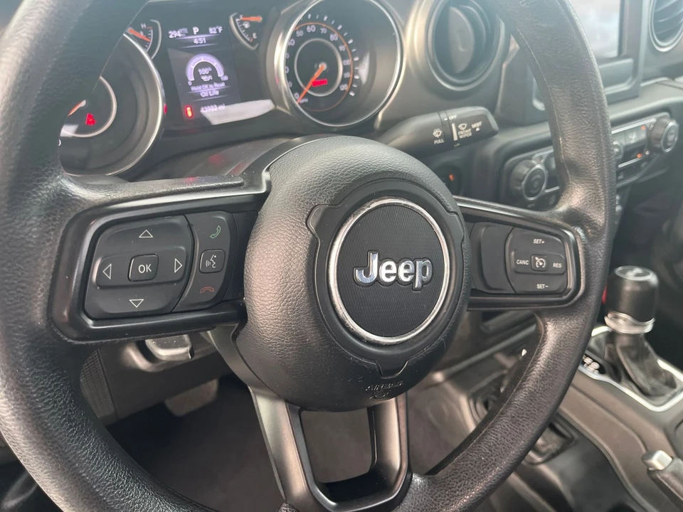2023 Jeep JL Wrangler - Image 26 of 31