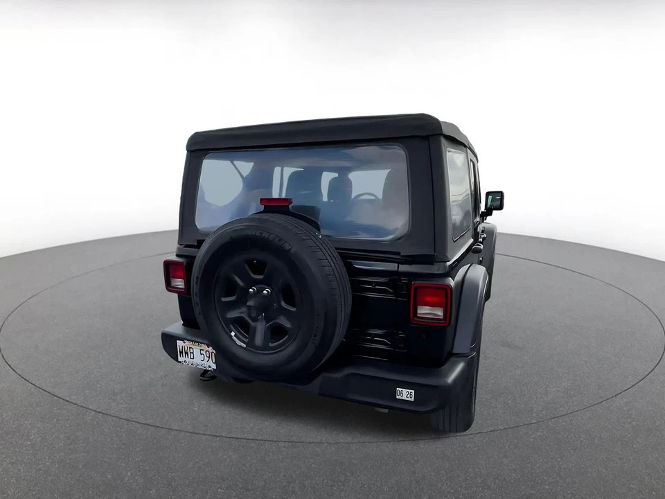 2023 Jeep JL Wrangler - Image 16 of 31