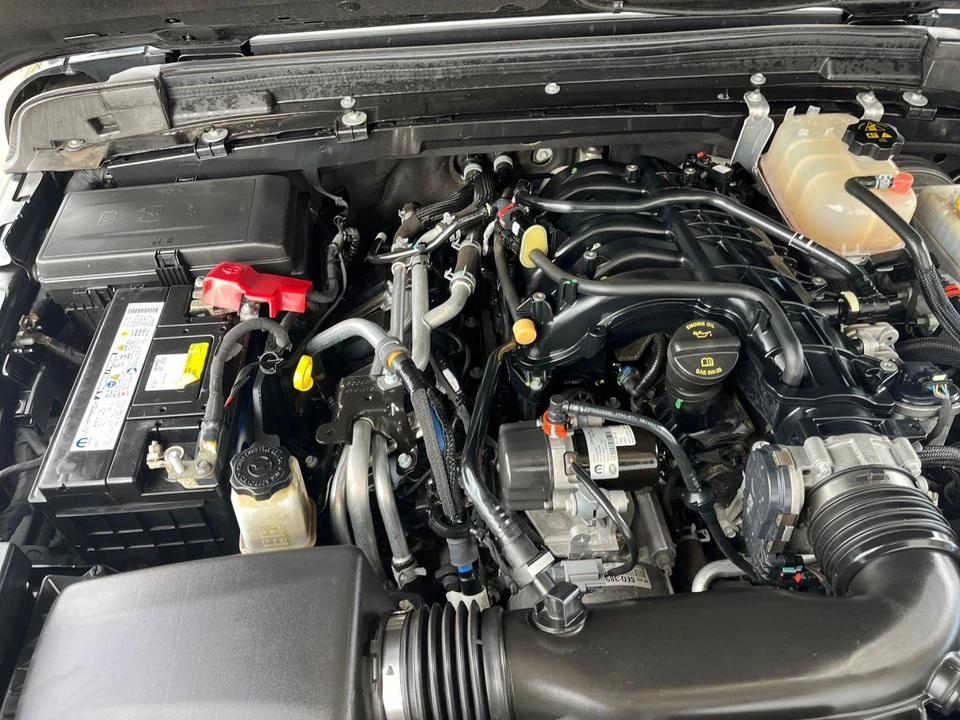 2023 Jeep JL Wrangler - Image 31 of 31