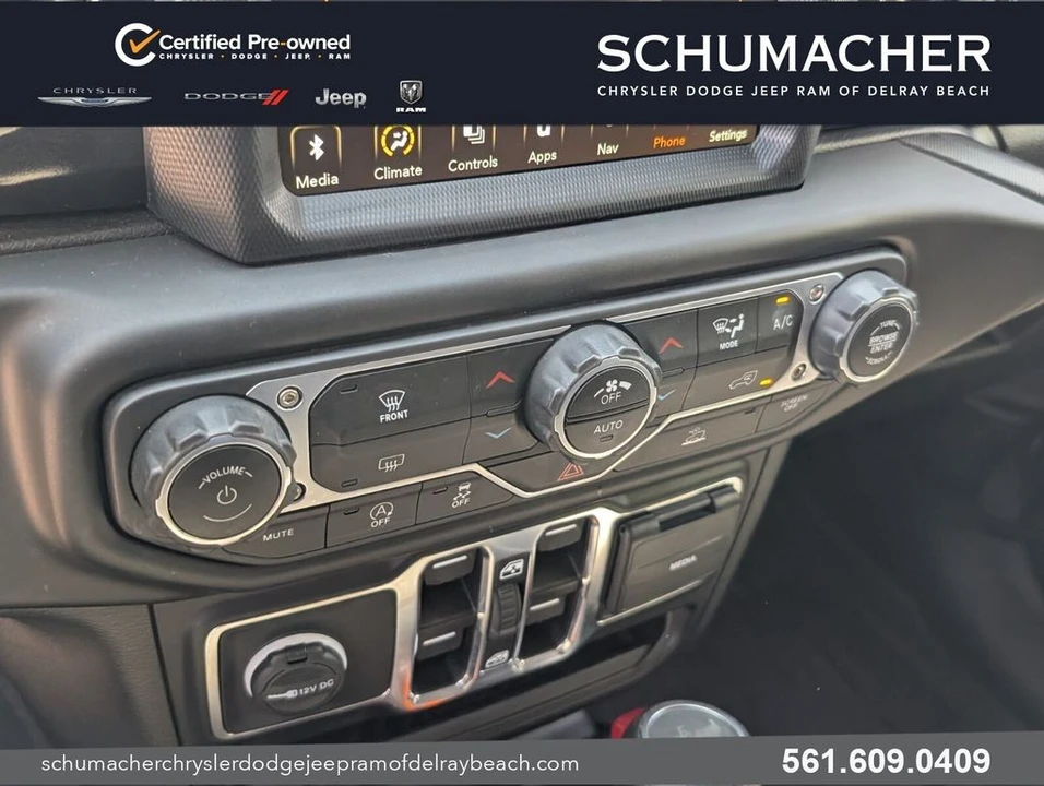 2023 Jeep JL Wrangler - Image 18 of 26
