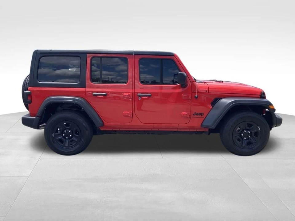 2023 Jeep JL Wrangler - Image 7 of 12