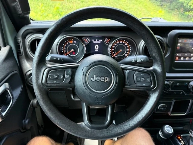 2023 Jeep JL Wrangler - Image 18 of 26