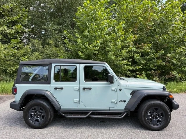 2023 Jeep JL Wrangler - Image 5 of 26