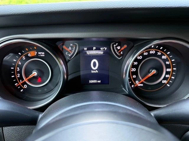 2023 Jeep JL Wrangler - Image 19 of 26