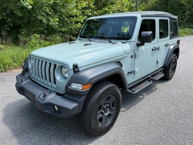 2023 Jeep JL Wrangler - Image 2 of 26