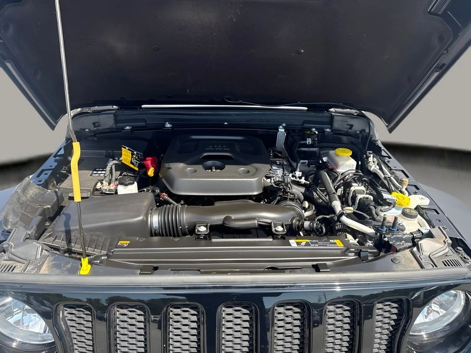 2023 Jeep JL Wrangler - Image 31 of 31
