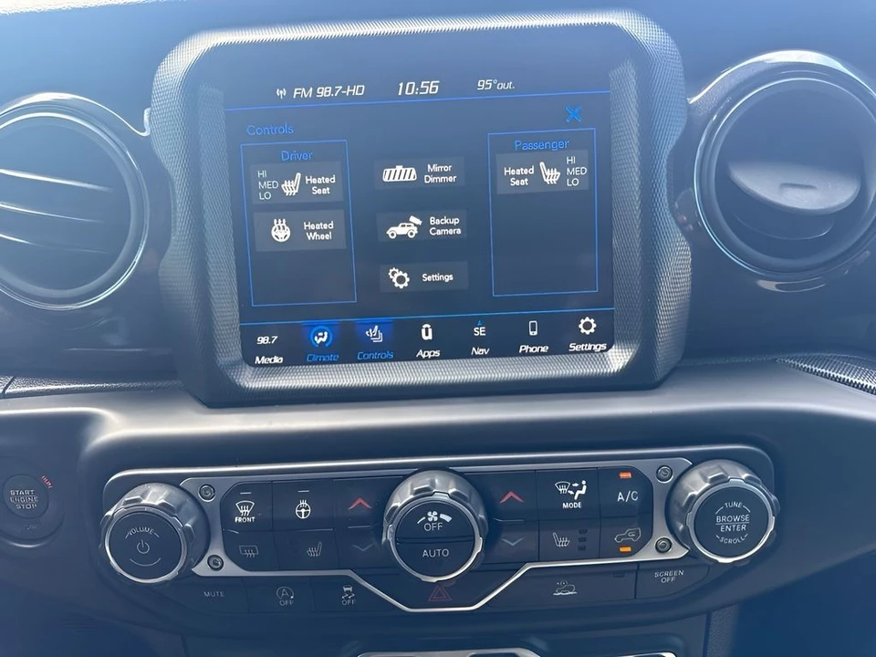 2023 Jeep JL Wrangler - Image 21 of 31