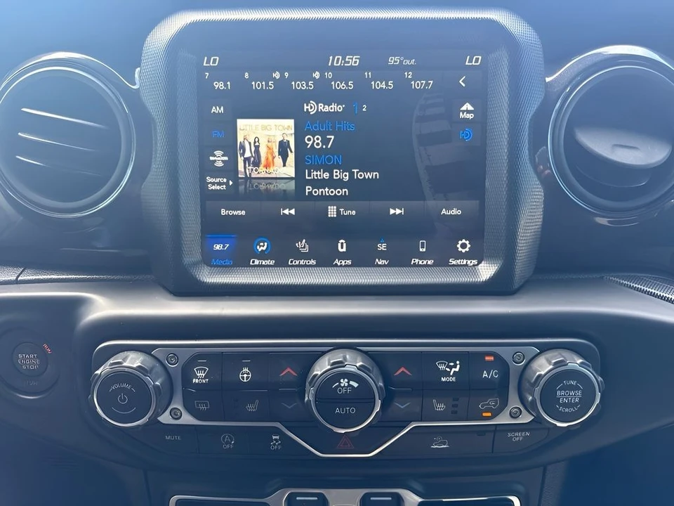 2023 Jeep JL Wrangler - Image 19 of 31