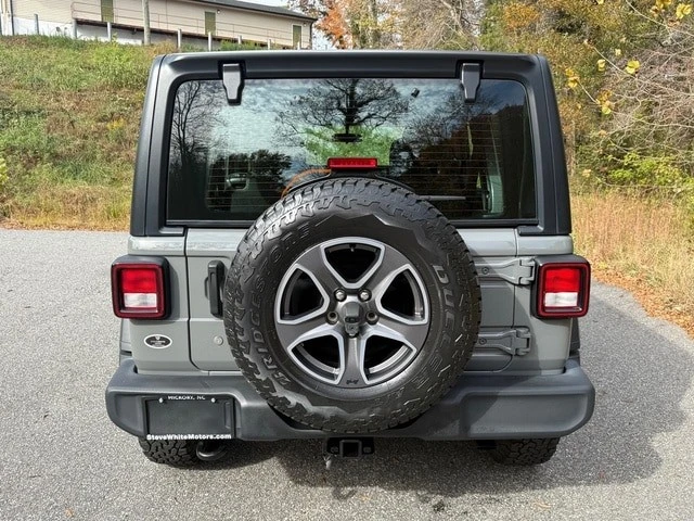 2023 Jeep JL Wrangler - Image 7 of 12