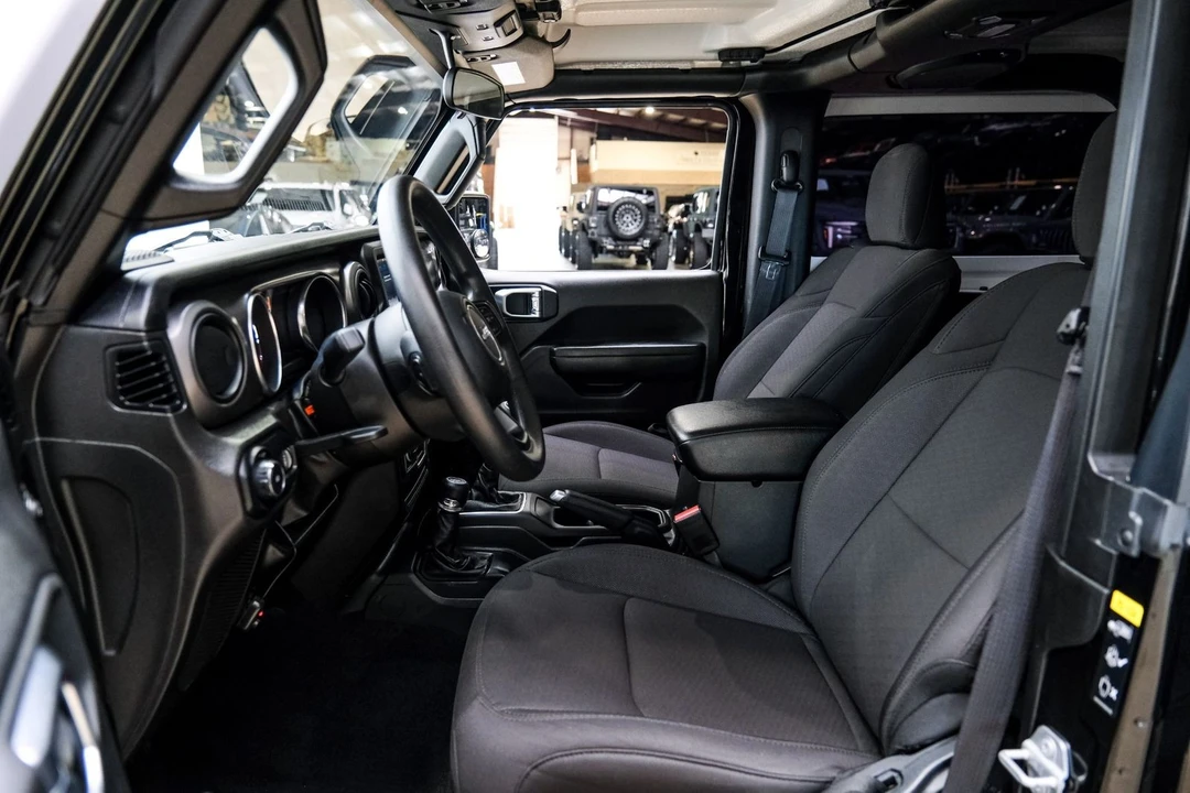 2023 Jeep JL Wrangler - Image 9 of 12