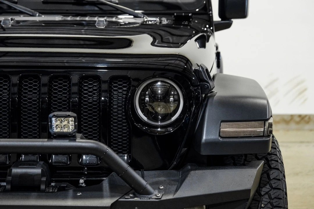 2023 Jeep JL Wrangler - Image 3 of 12