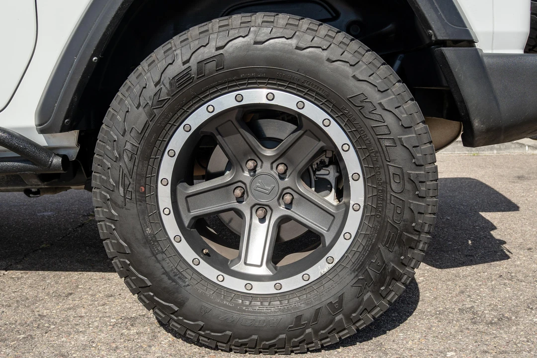 2023 Jeep JL Wrangler - Image 24 of 31