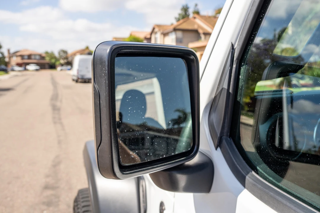 2023 Jeep JL Wrangler - Image 15 of 31