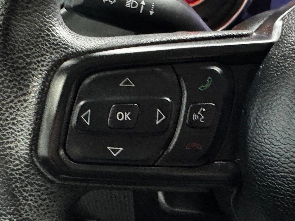 2023 Jeep JL Wrangler - Image 30 of 31
