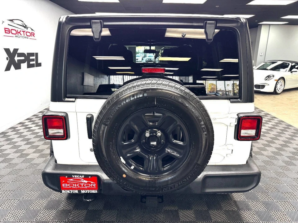 2023 Jeep JL Wrangler - Image 11 of 21