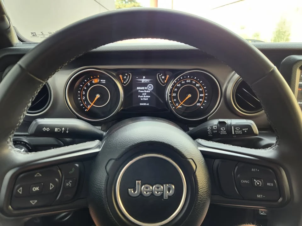 2023 Jeep JL Wrangler - Image 16 of 17