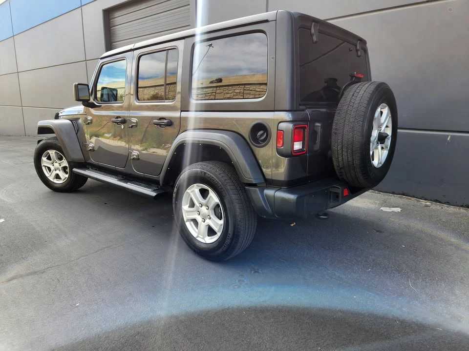 2023 Jeep JL Wrangler - Image 7 of 17