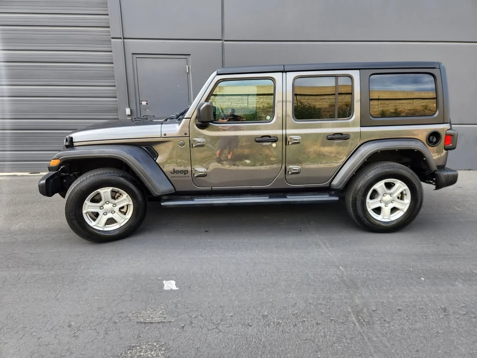 2023 Jeep JL Wrangler - Image 6 of 17