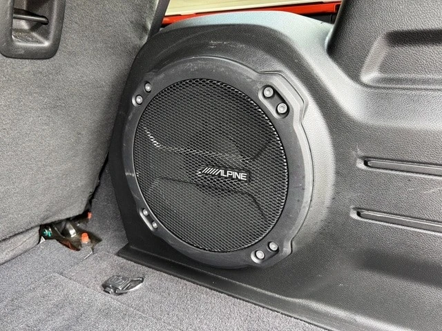 2023 Jeep JL Wrangler - Image 16 of 31