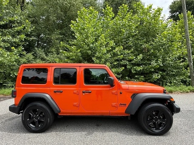 2023 Jeep JL Wrangler - Image 5 of 31