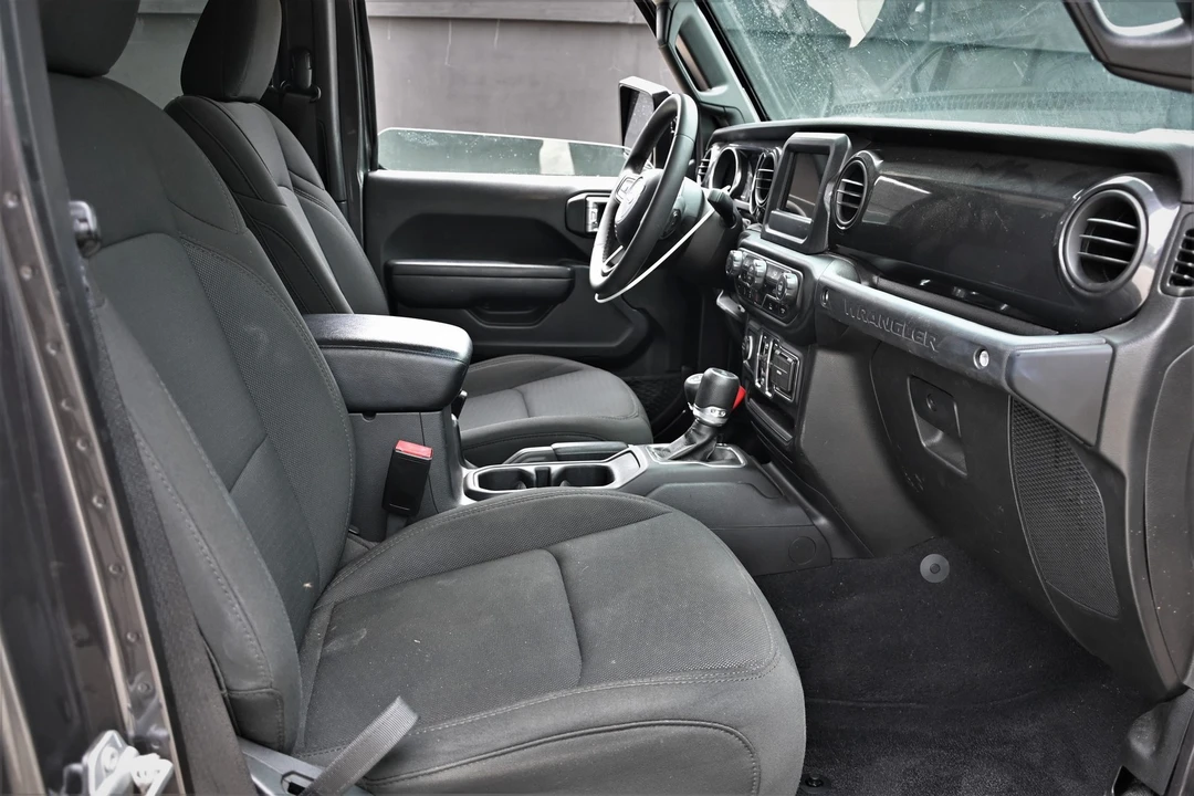2023 Jeep JL Wrangler - Image 12 of 17