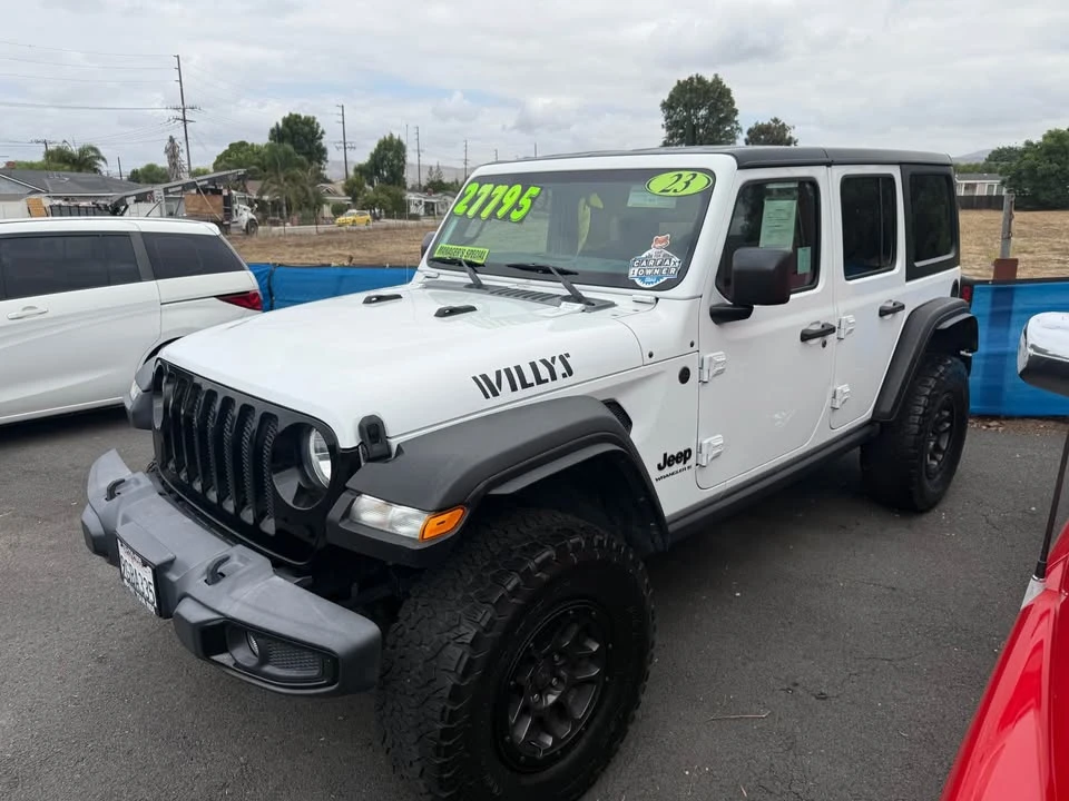 2023 Jeep JL Wrangler - Image 5 of 5