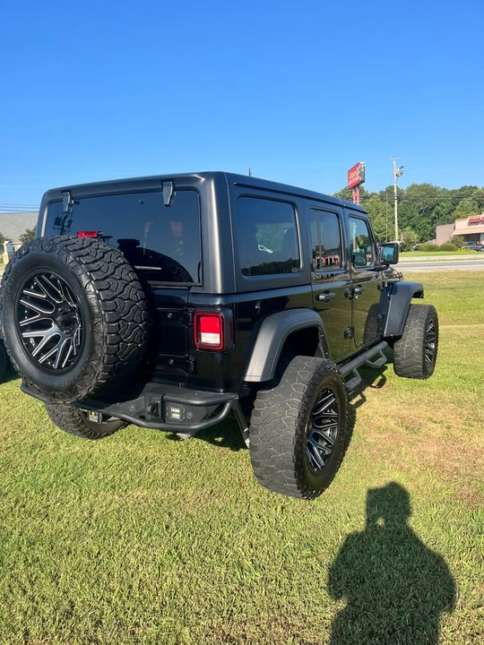 2023 Jeep JL Wrangler - Image 16 of 16