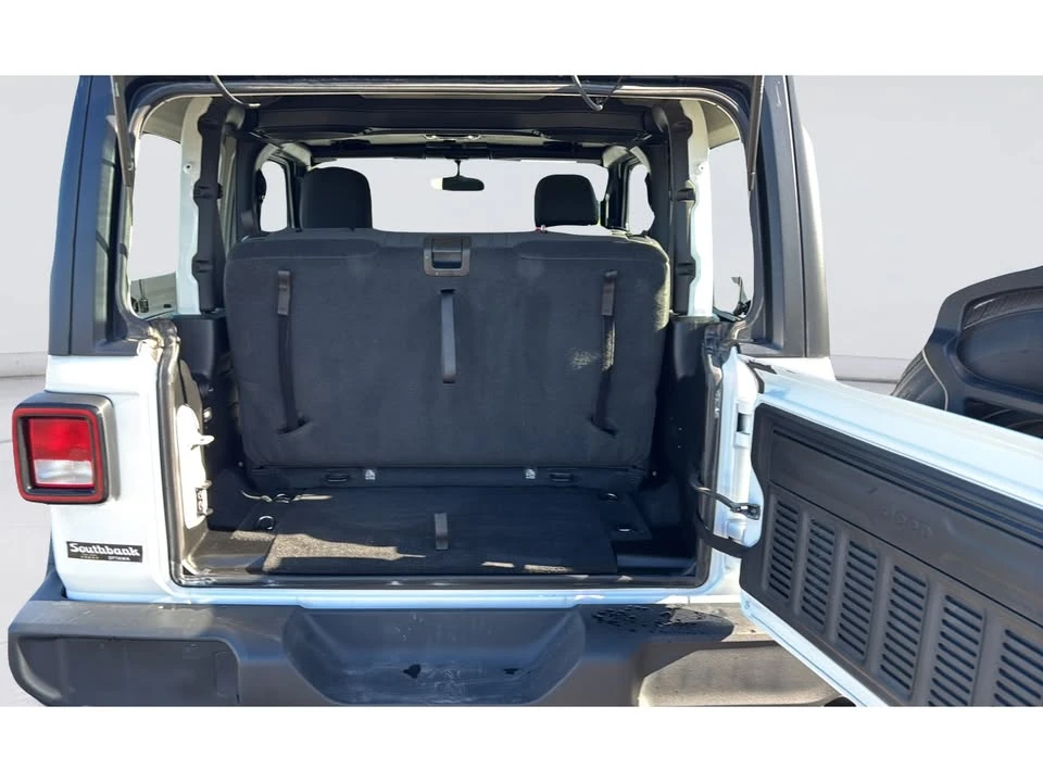 2023 Jeep JL Wrangler - Image 10 of 20