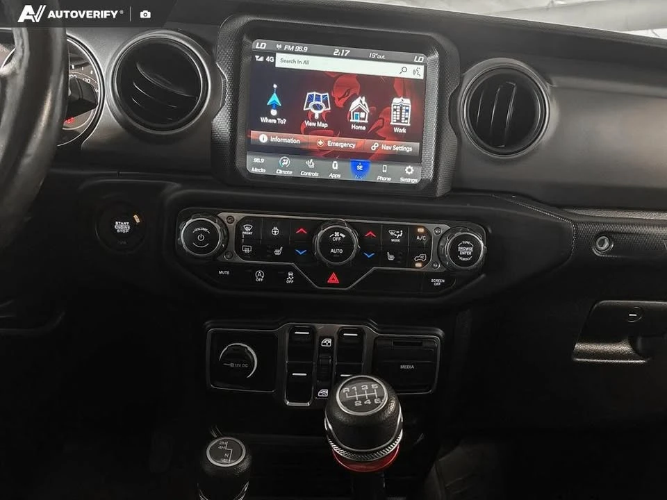 2023 Jeep JL Wrangler - Image 19 of 20