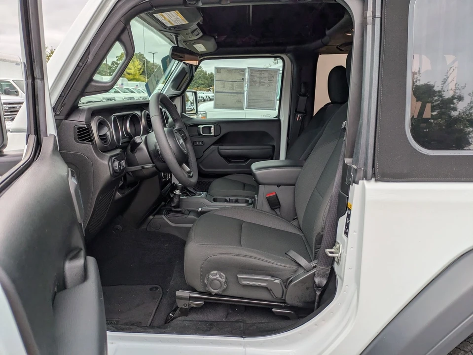 2023 Jeep JL Wrangler - Image 12 of 12