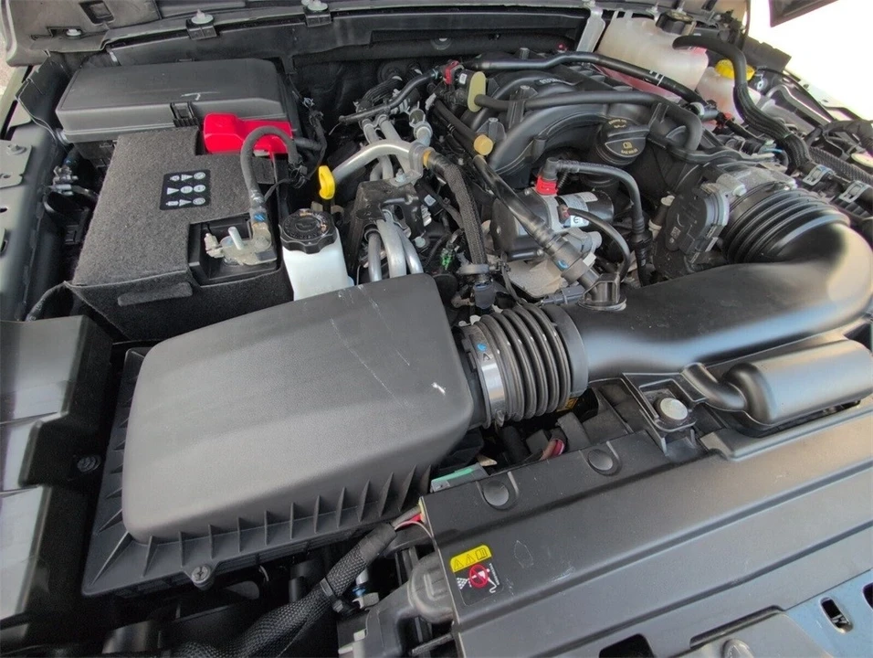 2023 Jeep JL Wrangler - Image 14 of 21
