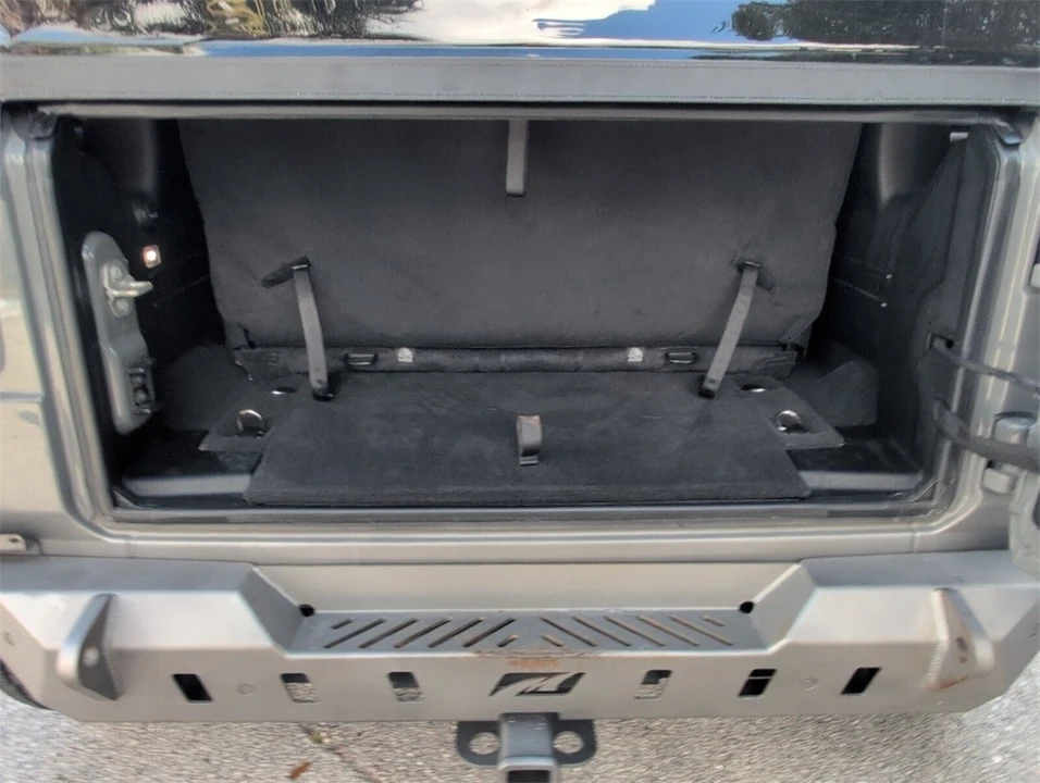 2023 Jeep JL Wrangler - Image 9 of 12