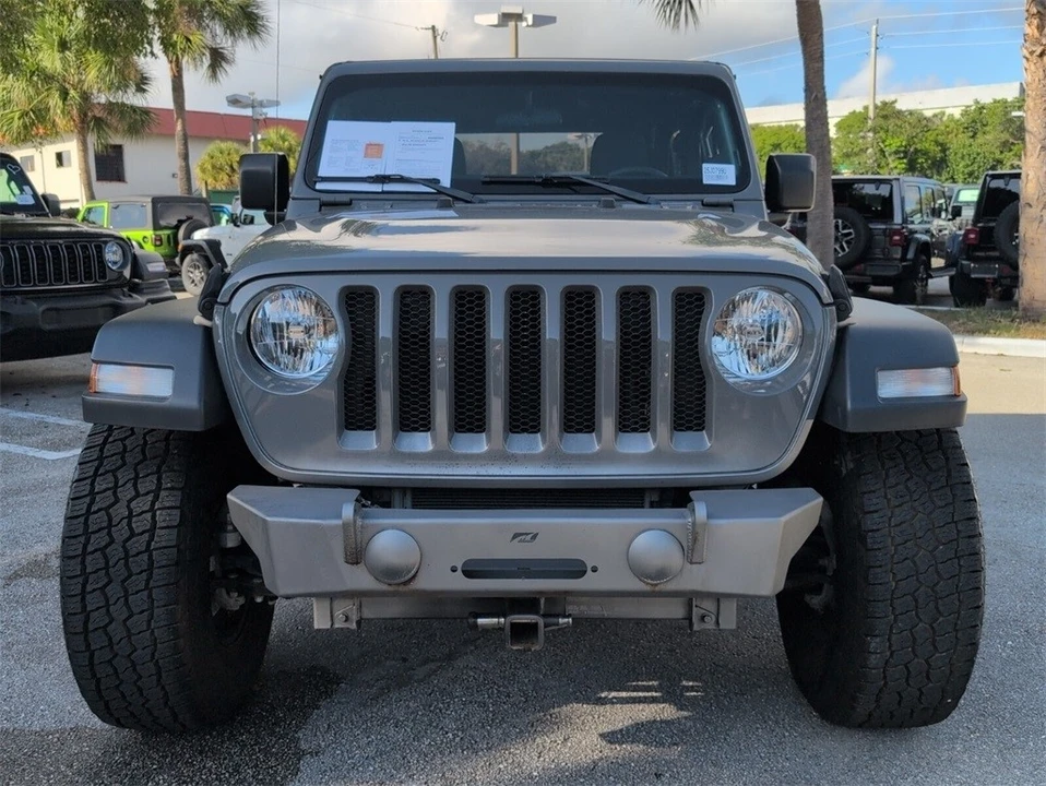2023 Jeep JL Wrangler - Image 3 of 12