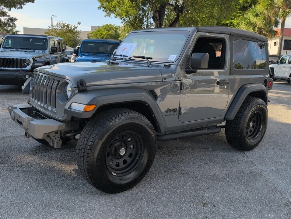 2023 Jeep JL Wrangler - Image 4 of 12