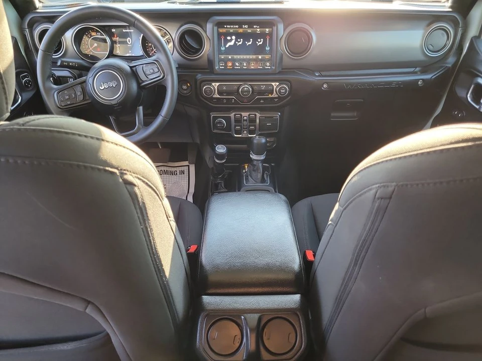 2023 Jeep JL Wrangler - Image 10 of 12