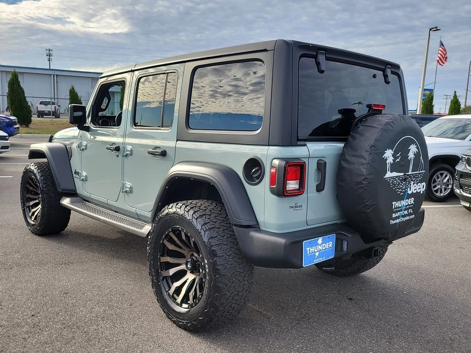 2023 Jeep JL Wrangler - Image 3 of 12
