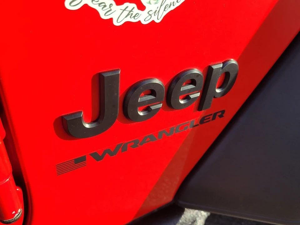 2023 Jeep JL Wrangler - Image 6 of 12