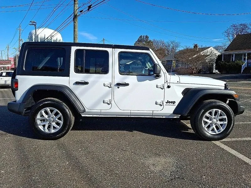 2023 Jeep JL Wrangler - Image 8 of 12