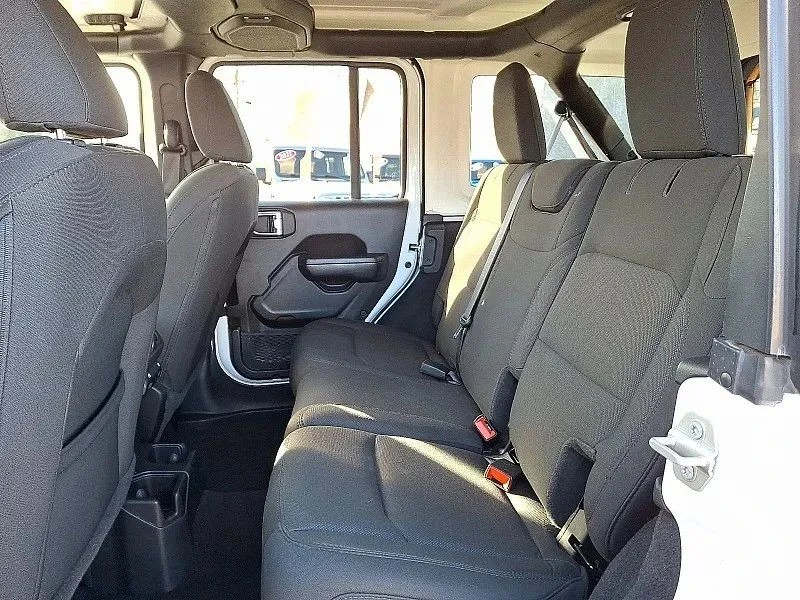 2023 Jeep JL Wrangler - Image 11 of 12