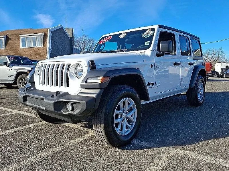 2023 Jeep JL Wrangler - Image 4 of 12