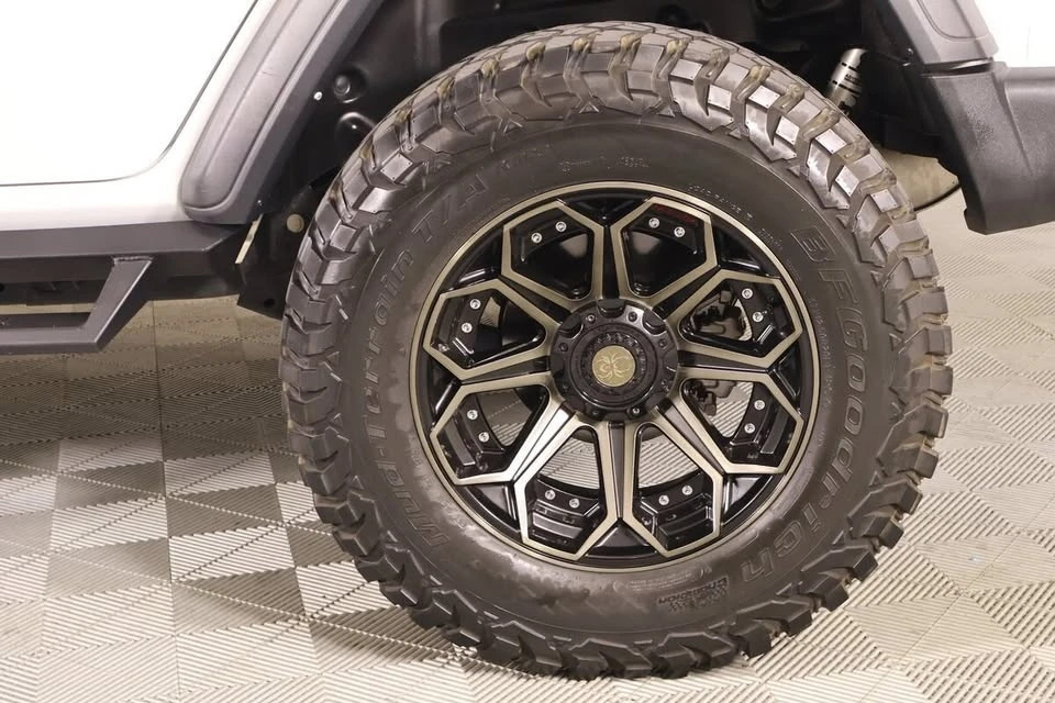 2023 Jeep JL Wrangler - Image 19 of 19