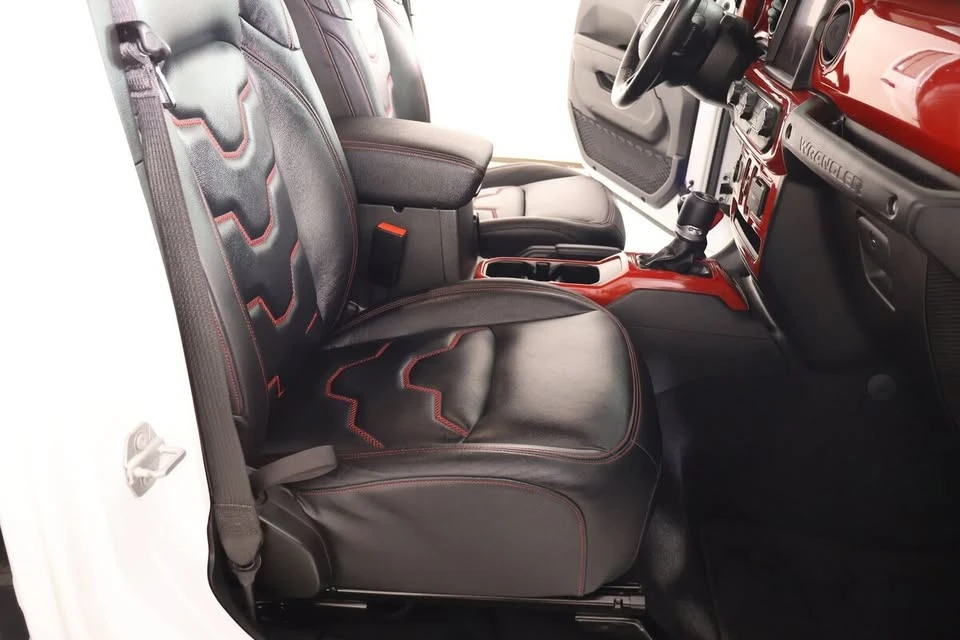 2023 Jeep JL Wrangler - Image 14 of 19