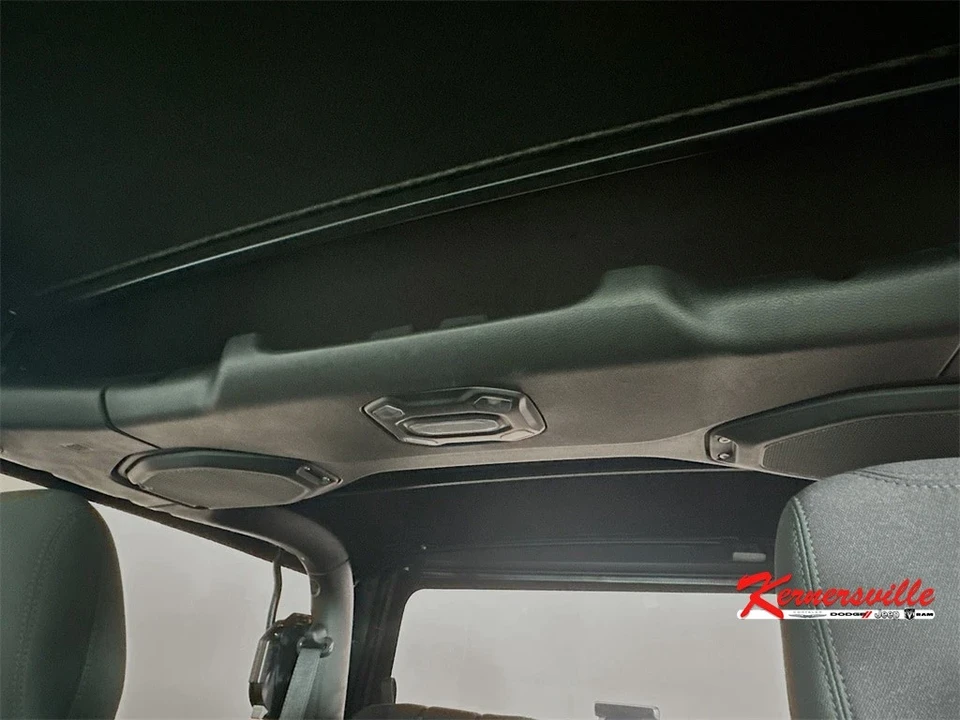 2023 Jeep JL Wrangler - Image 21 of 21