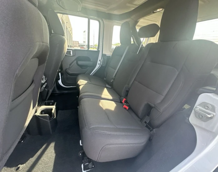 2023 Jeep JL Wrangler - Image 9 of 12