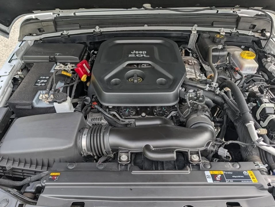2023 Jeep JL Wrangler - Image 9 of 18