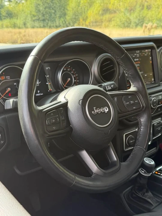2023 Jeep JL Wrangler - Image 8 of 11