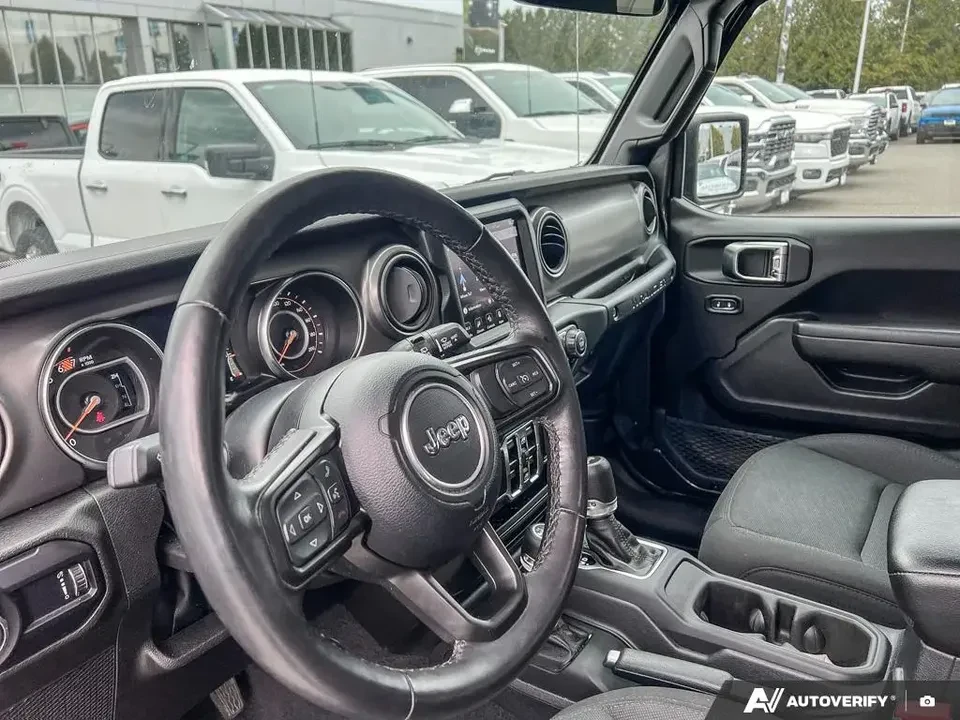 2023 Jeep JL Wrangler - Image 9 of 14
